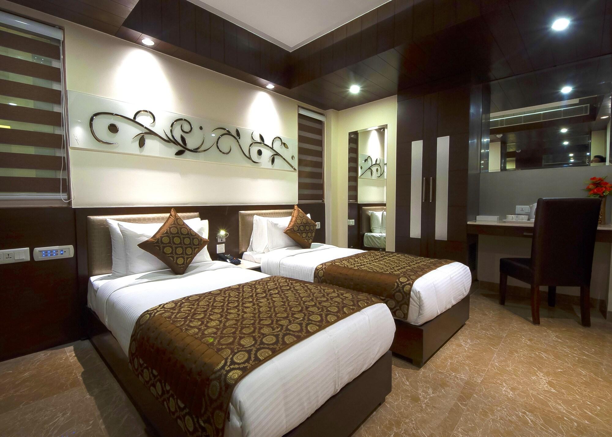 דלהי Hotel Golden Grand מראה חיצוני תמונה