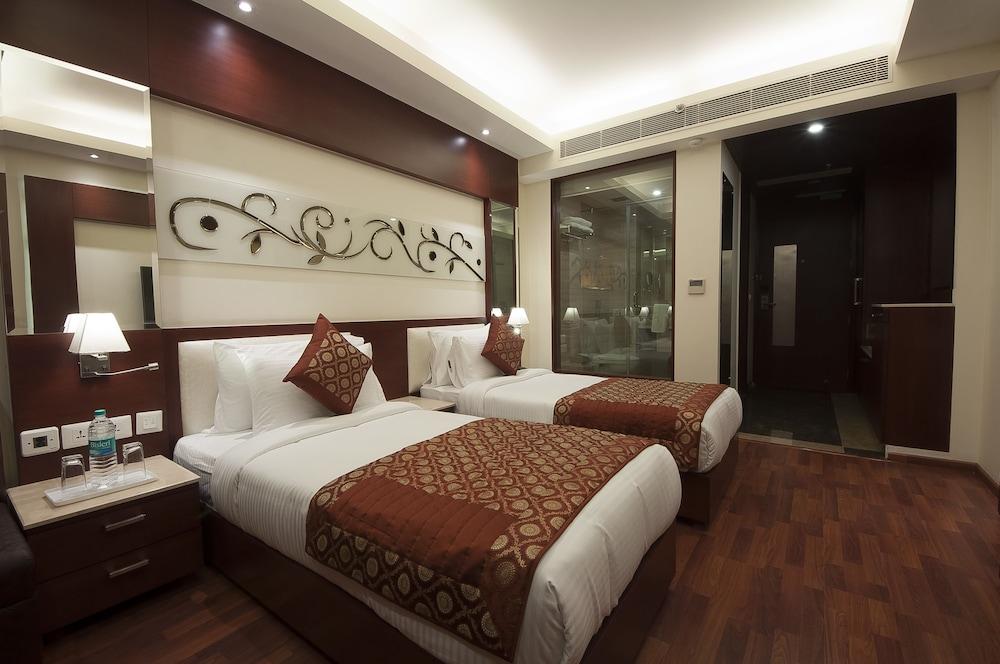 דלהי Hotel Golden Grand מראה חיצוני תמונה