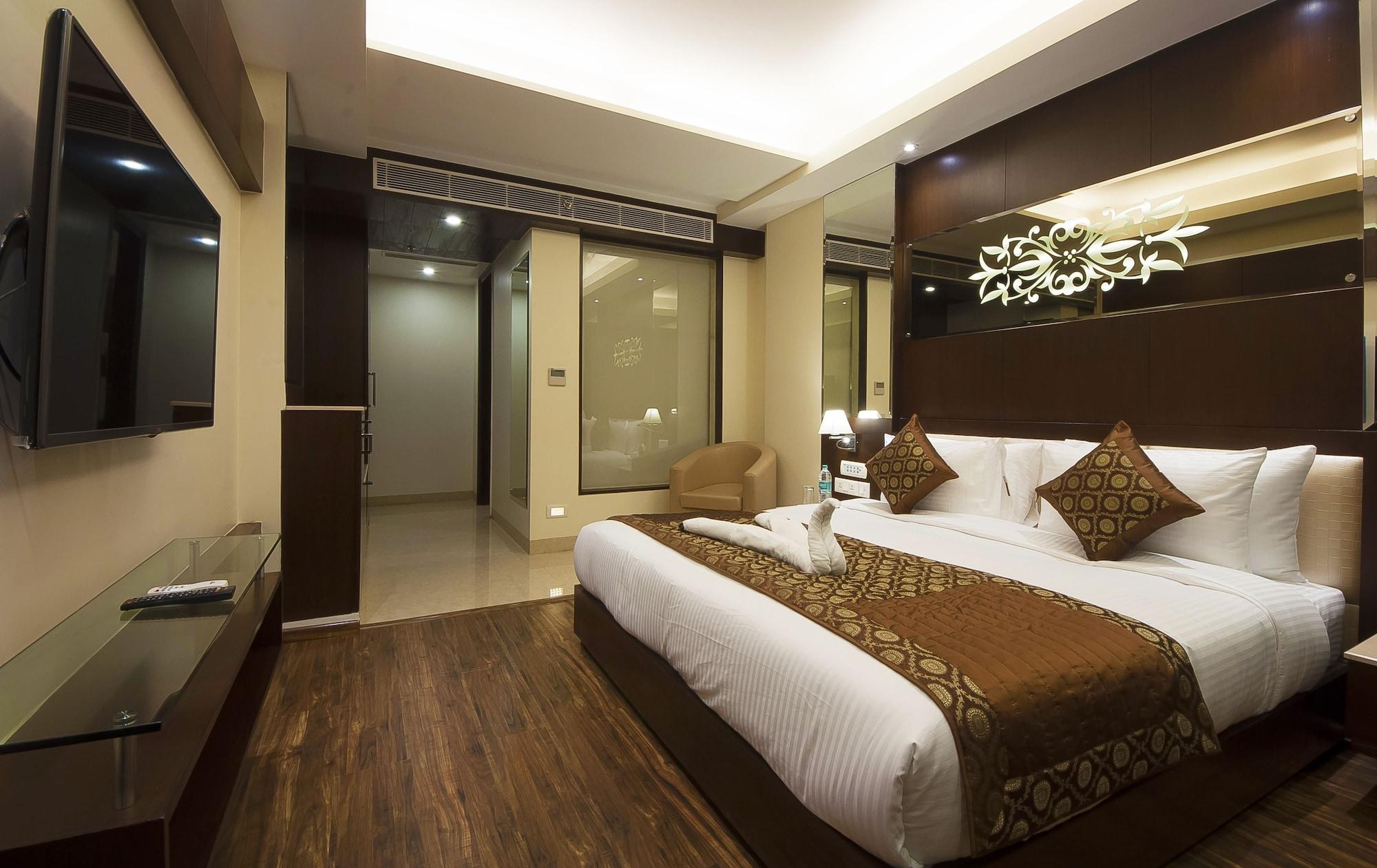 דלהי Hotel Golden Grand מראה חיצוני תמונה