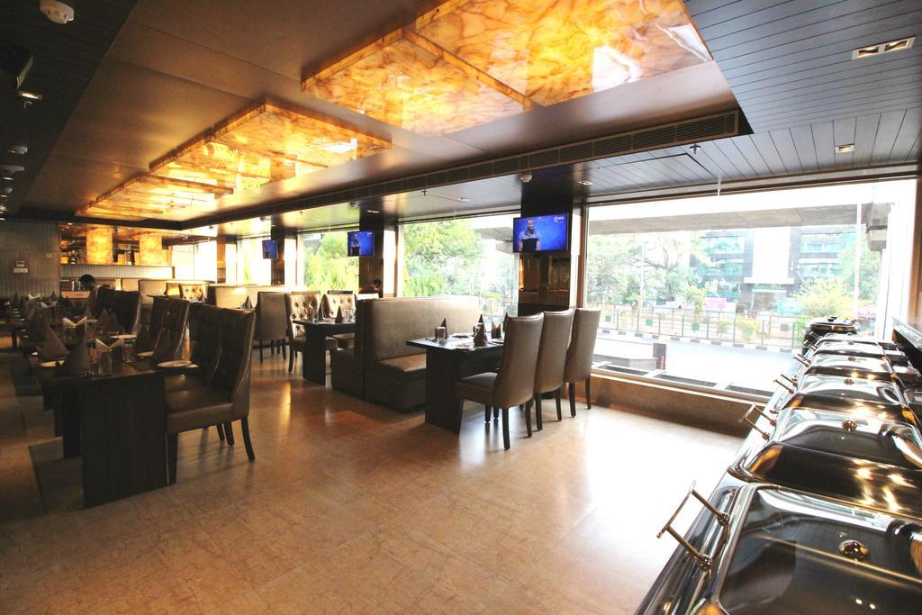 דלהי Hotel Golden Grand מראה חיצוני תמונה