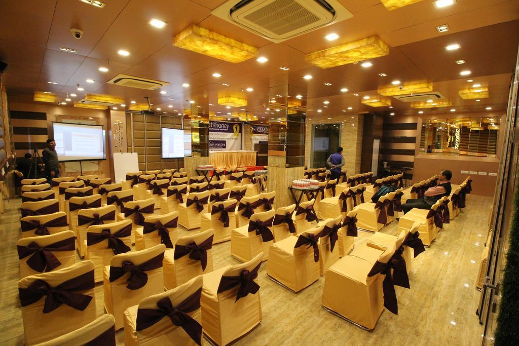 דלהי Hotel Golden Grand מראה חיצוני תמונה