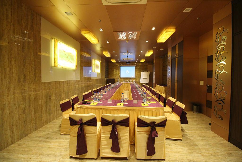 דלהי Hotel Golden Grand מראה חיצוני תמונה