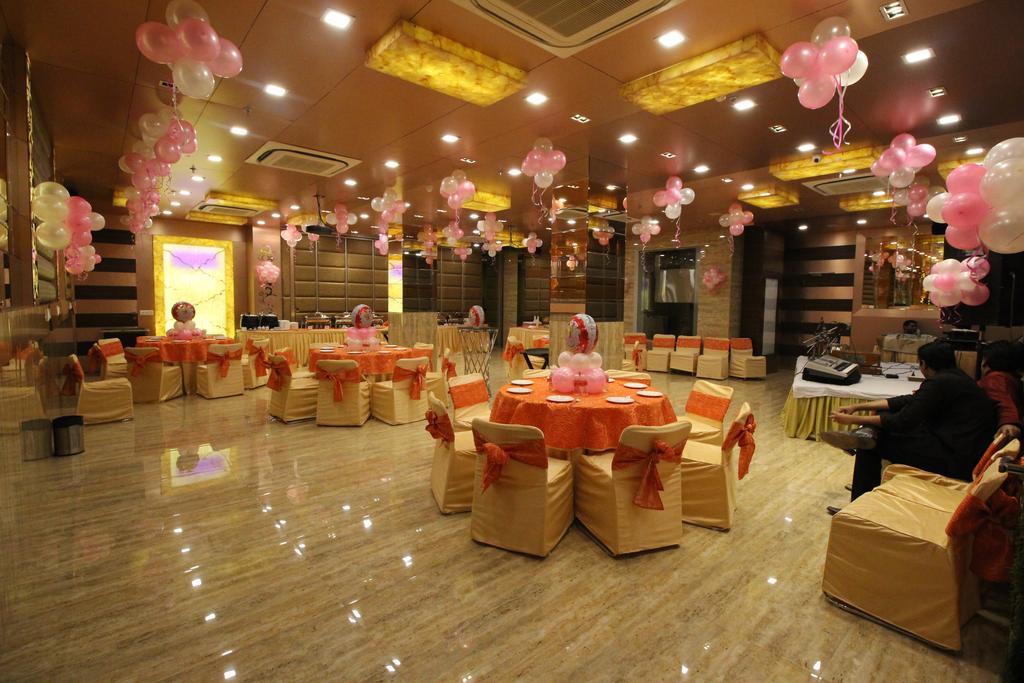 דלהי Hotel Golden Grand מראה חיצוני תמונה