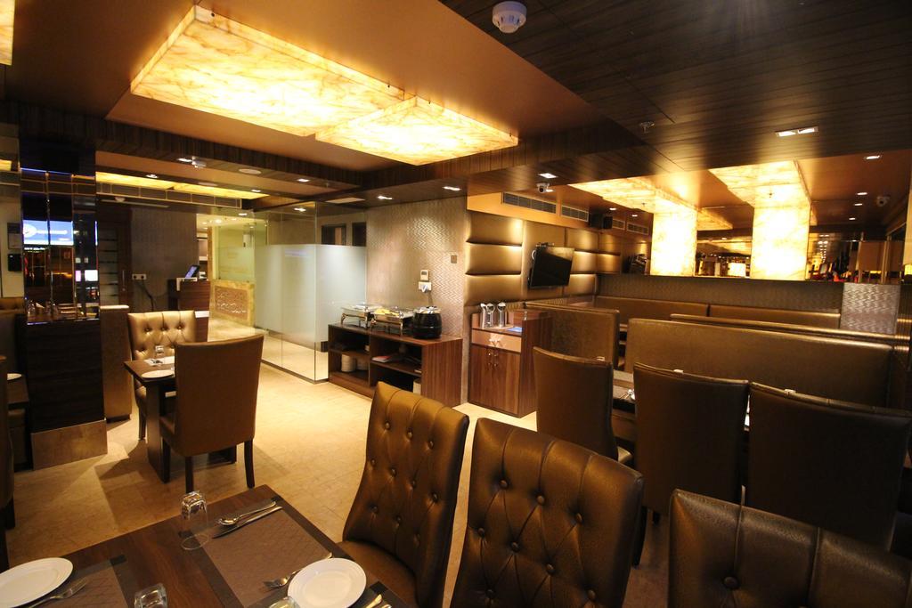 דלהי Hotel Golden Grand מראה חיצוני תמונה