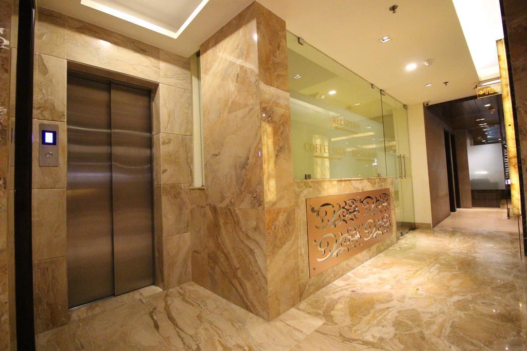 דלהי Hotel Golden Grand מראה חיצוני תמונה