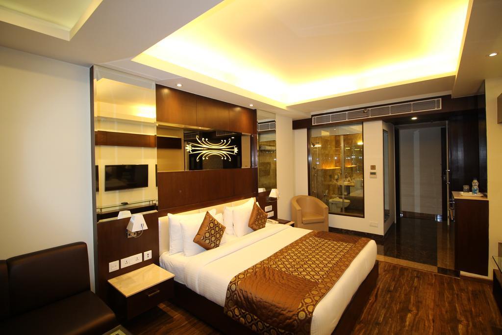 דלהי Hotel Golden Grand מראה חיצוני תמונה