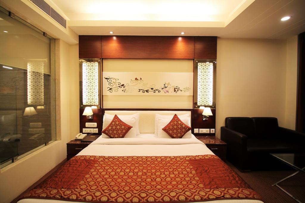 דלהי Hotel Golden Grand מראה חיצוני תמונה